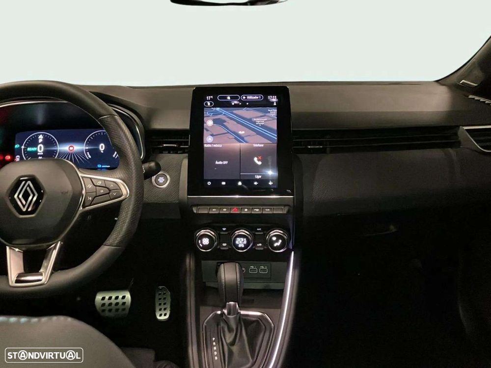 Renault Clio - 10