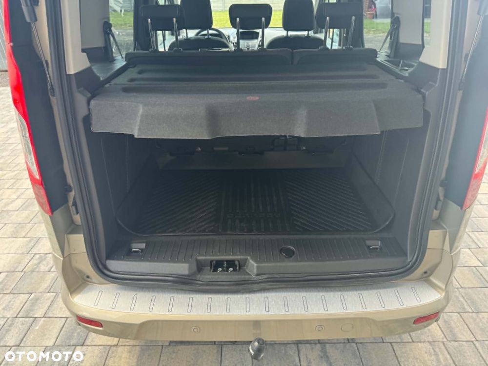 Ford Tourneo Connect 1.5 TDCi Titanium - 10