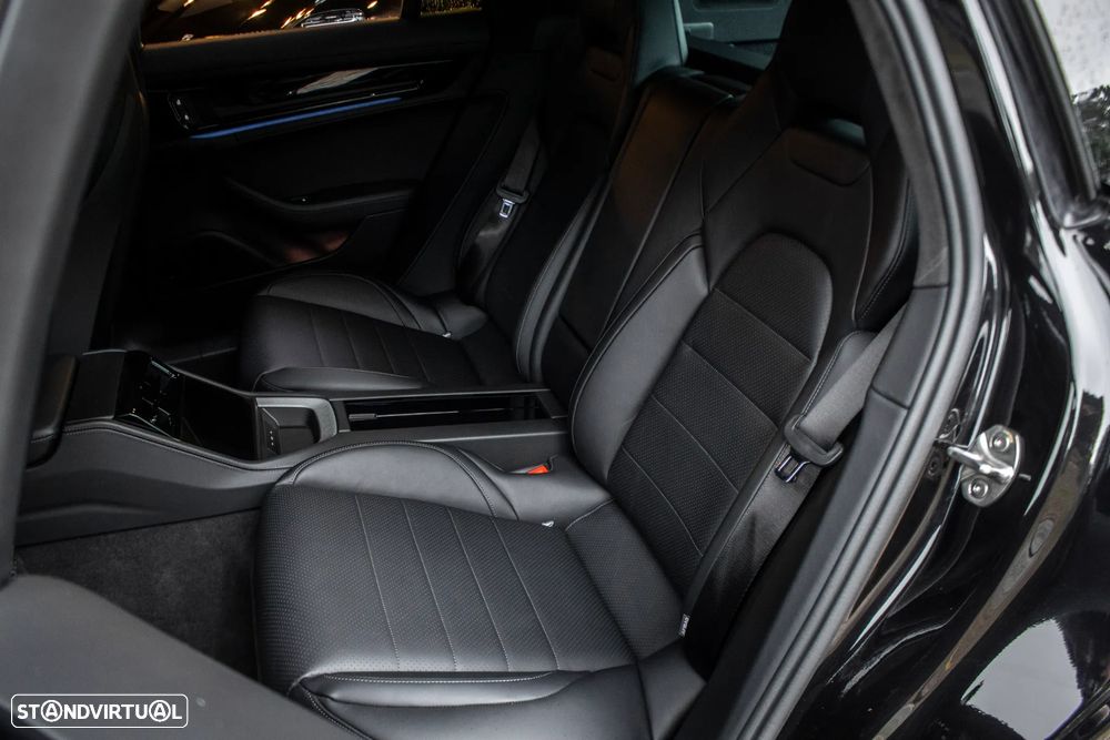 Porsche Panamera 4S E-Hybrid - 34