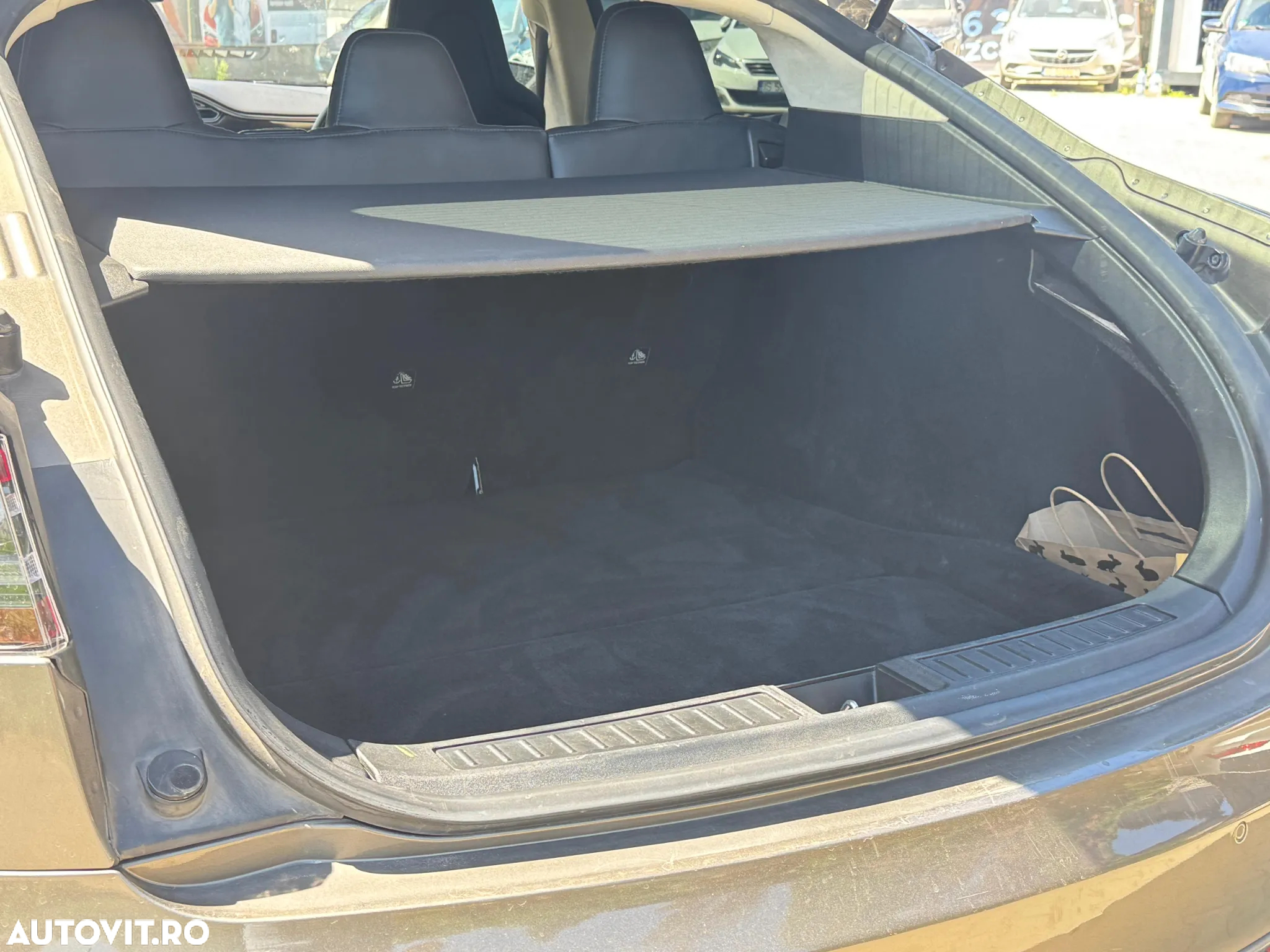 Tesla Model S 85D Allradantrieb - 16