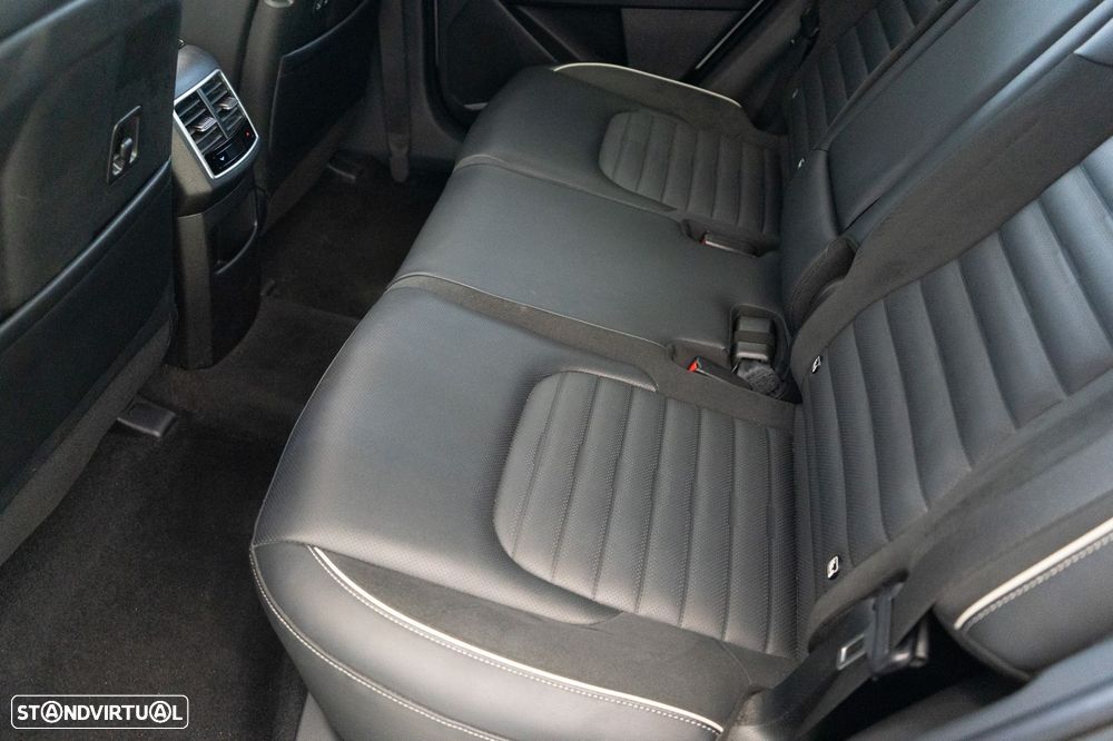 Kia Sportage 1.6 T-GDI AWD Pack GT-Line - 10