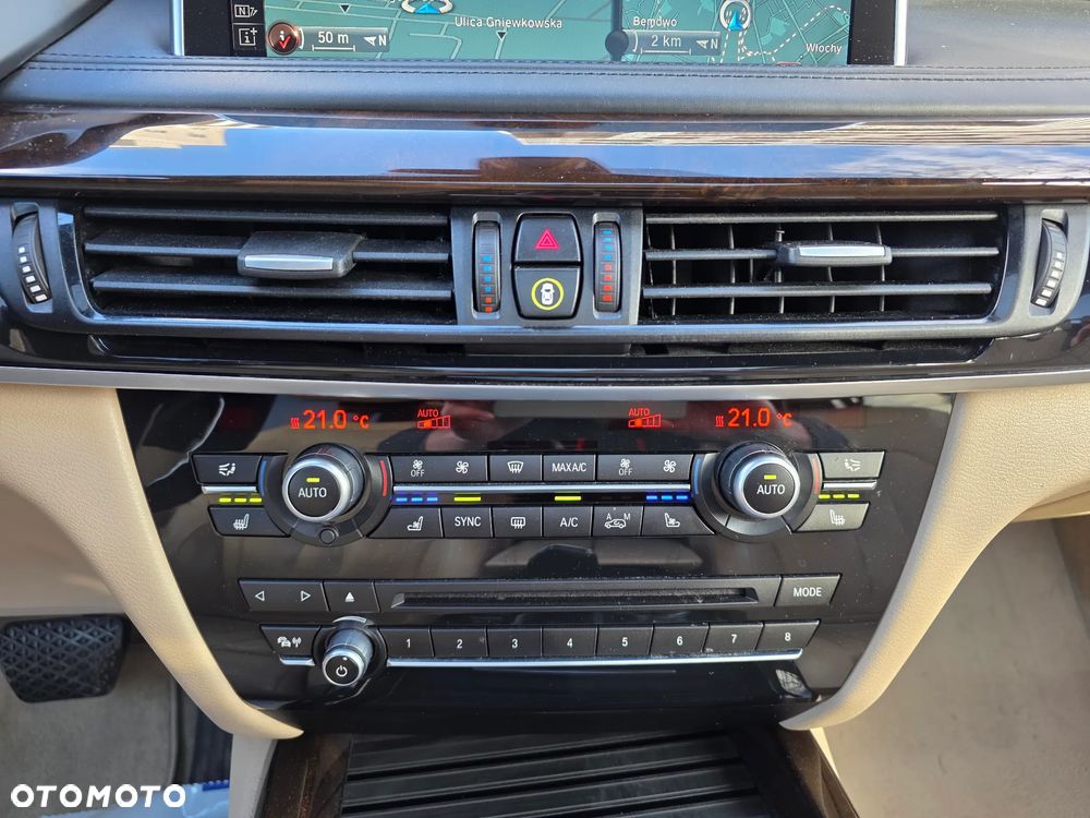 BMW X5 - 11