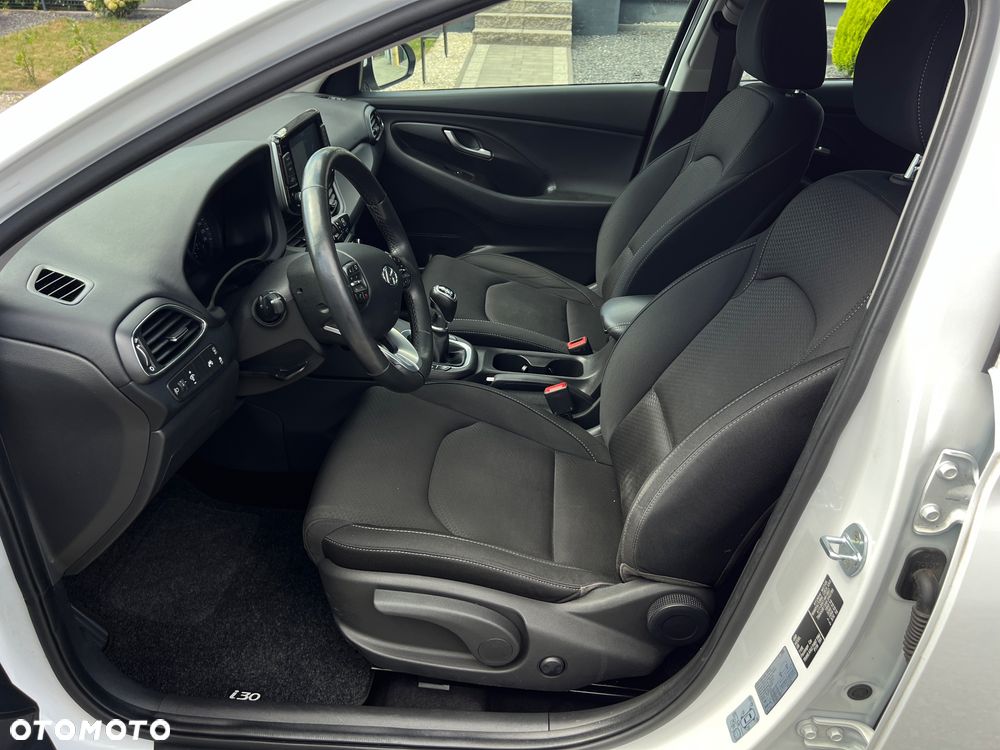 Hyundai i30 1.4 T-GDI Premiere Style - 26