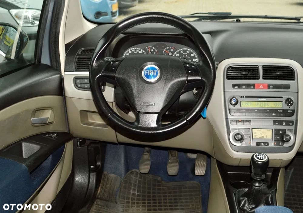Fiat Grande Punto - 26