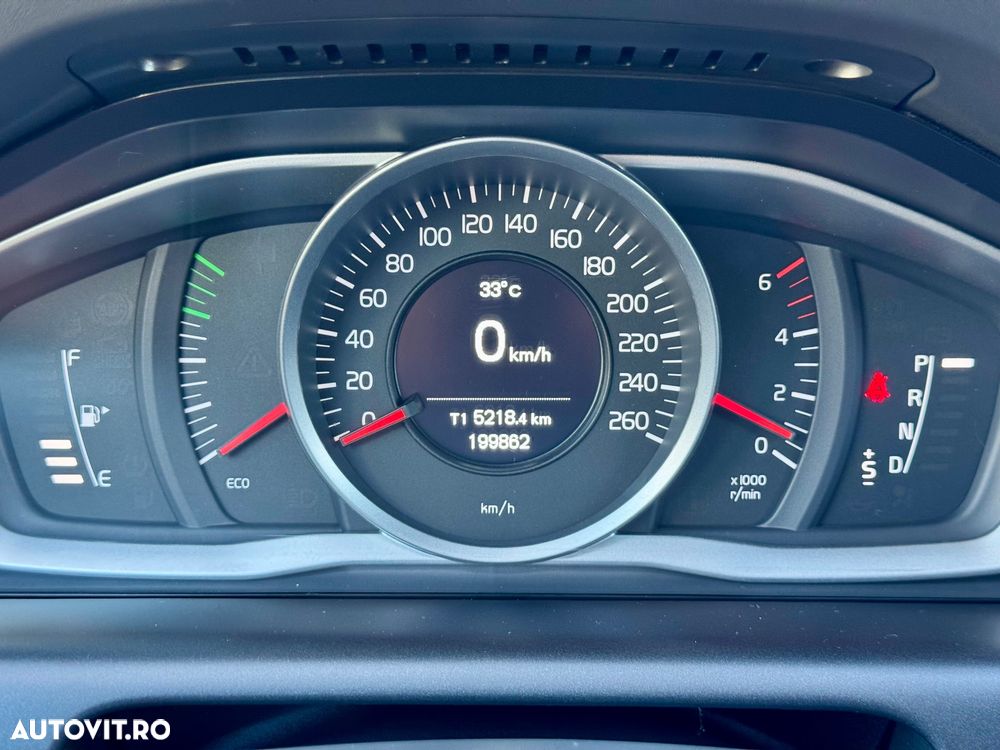 Volvo XC 60 D4AWD Summum - 8