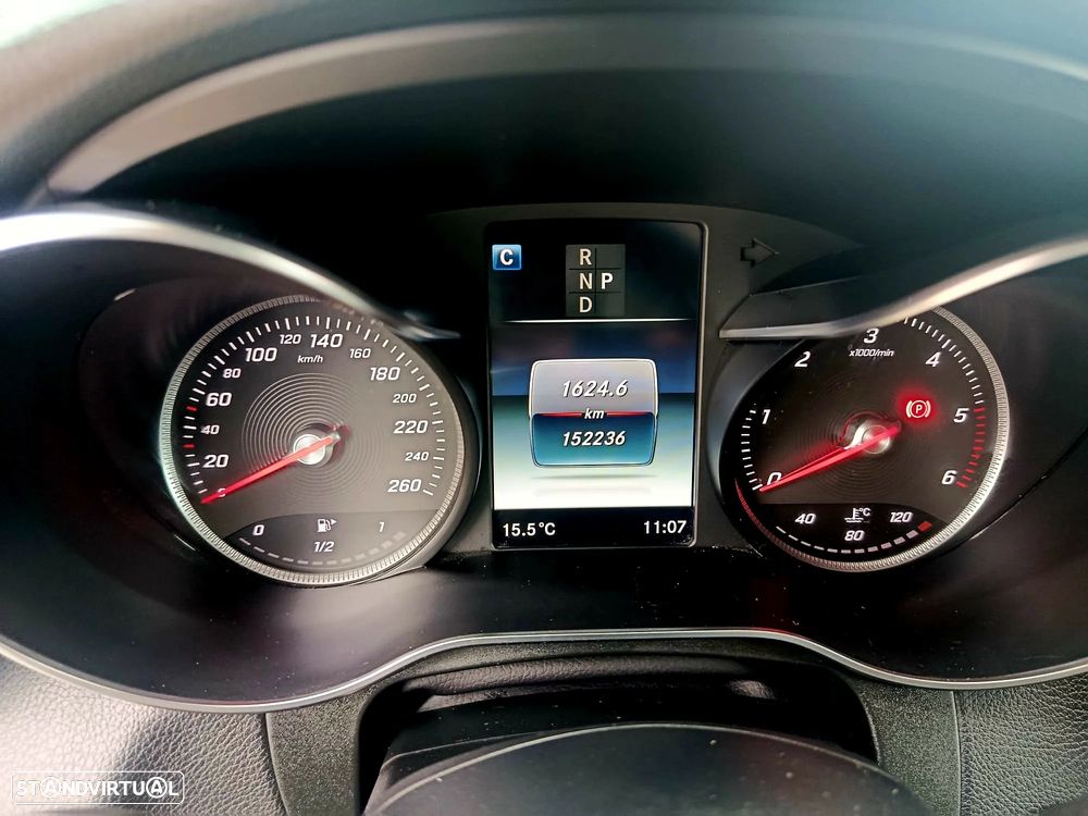 Mercedes-Benz GLC 250 d 4Matic 9G-TRONIC AMG Line - 13