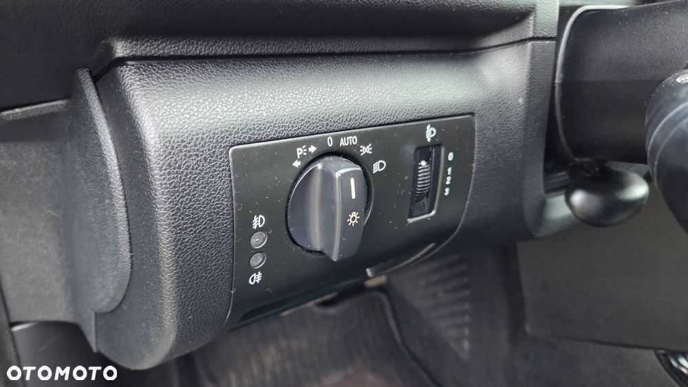 Mercedes-Benz Klasa A 160 Autotronic - 13