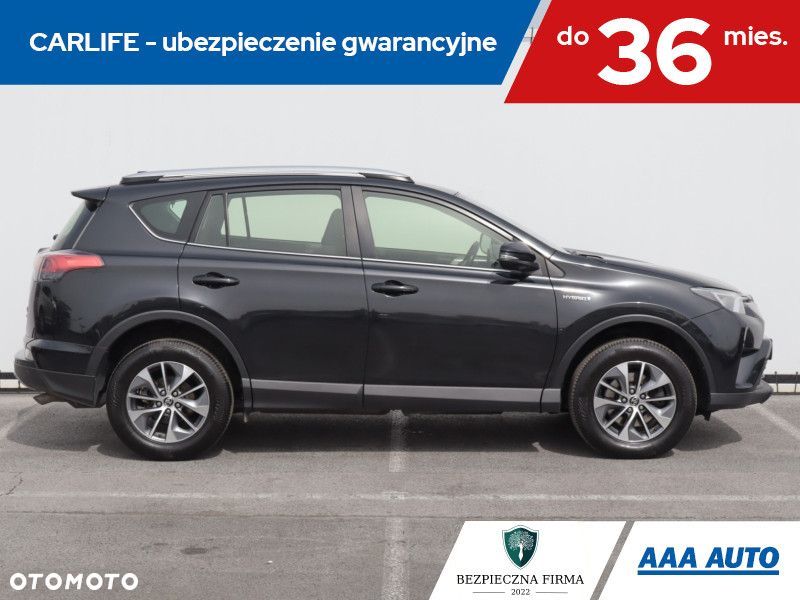 Toyota RAV4 - 8