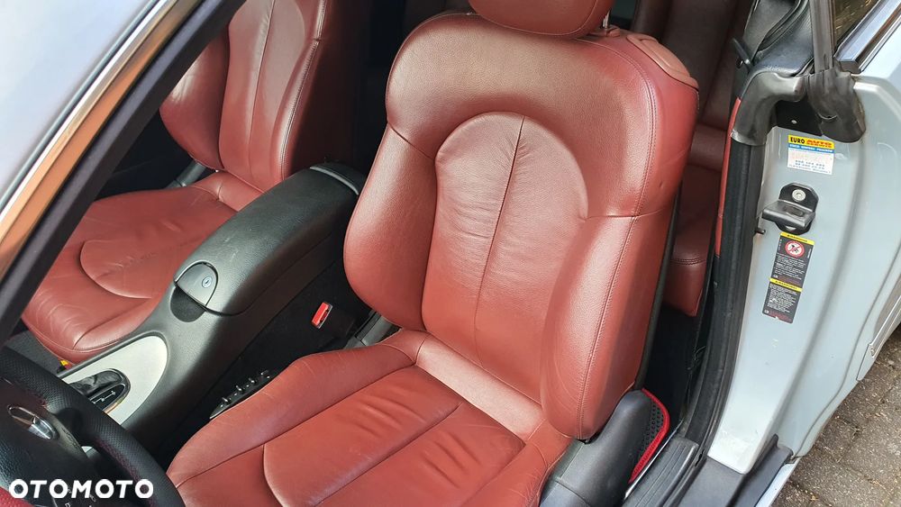Mercedes-Benz CLK - 11