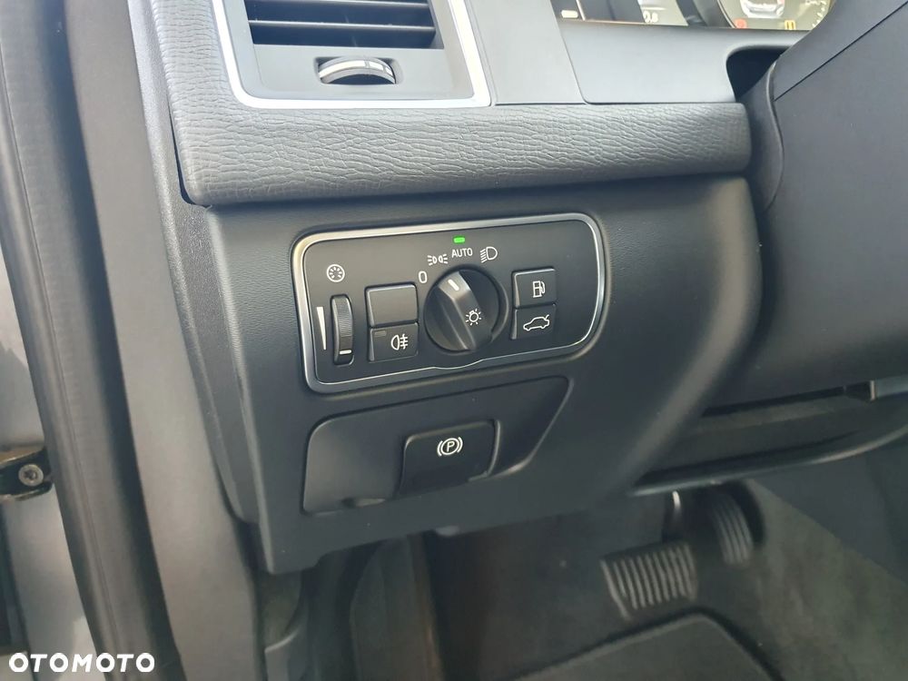 Volvo XC 60 D3 Geartronic Momentum - 15