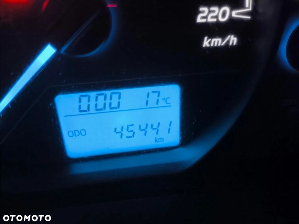 Toyota Yaris 1.5 Active - 11