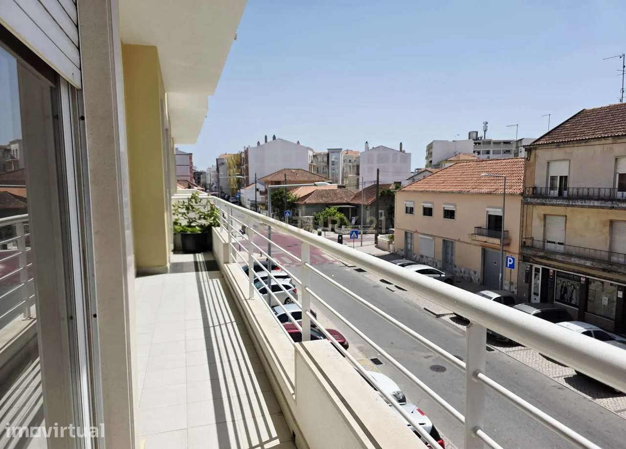 Apartamento T4 com Parqueamento, nas Caldas da Rainha - Grande imagem: 5/40