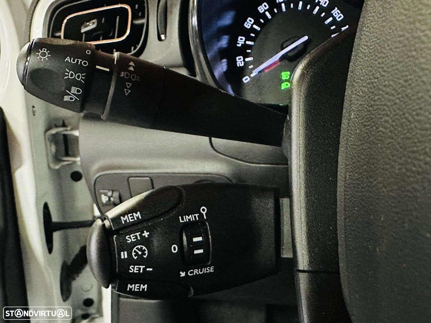 Citroën C3 1.2 PureTech C-Series - 17