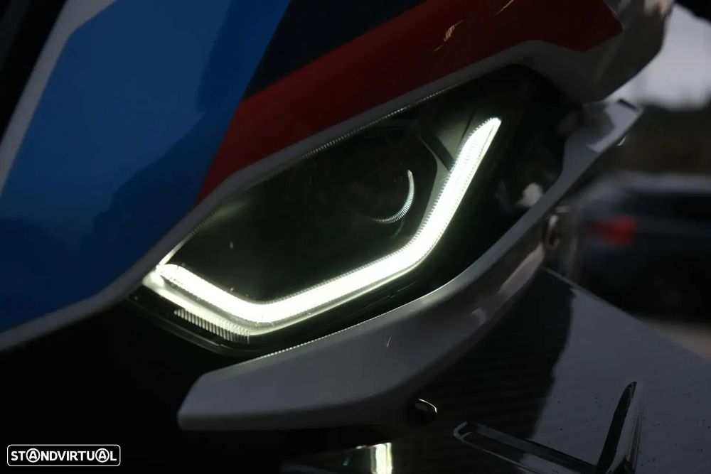 BMW M 1000 RR - 18