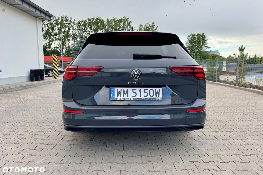 Volkswagen Golf - 6