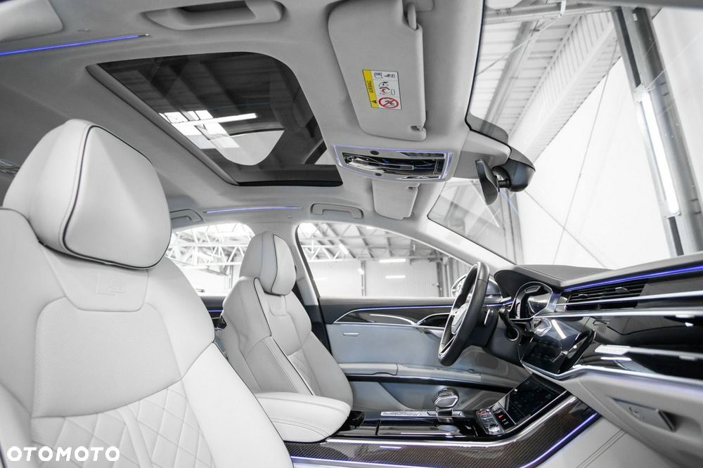 Audi S8 - 21