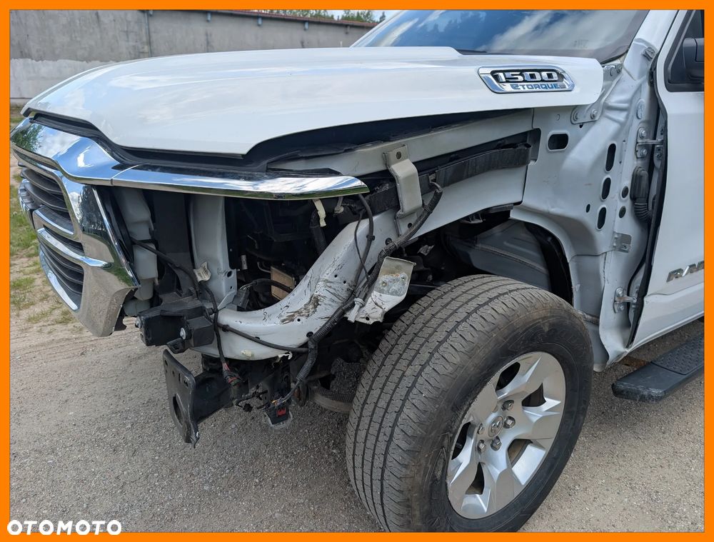 RAM 1500 Crew Cab Shortbed Bighorn - 9