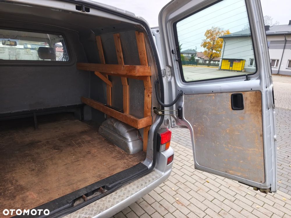 Volkswagen Transporter - 17