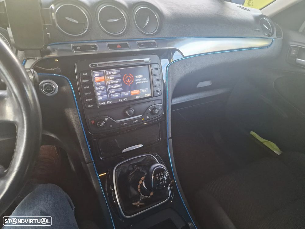 Ford S-Max 1.6 TDCi DPF S&S Titanium - 4