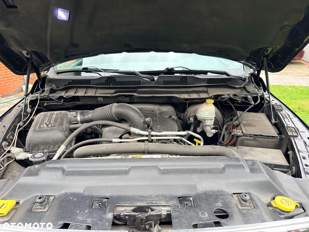 RAM 1500 Crew Cab Shortbed Bighorn - 27