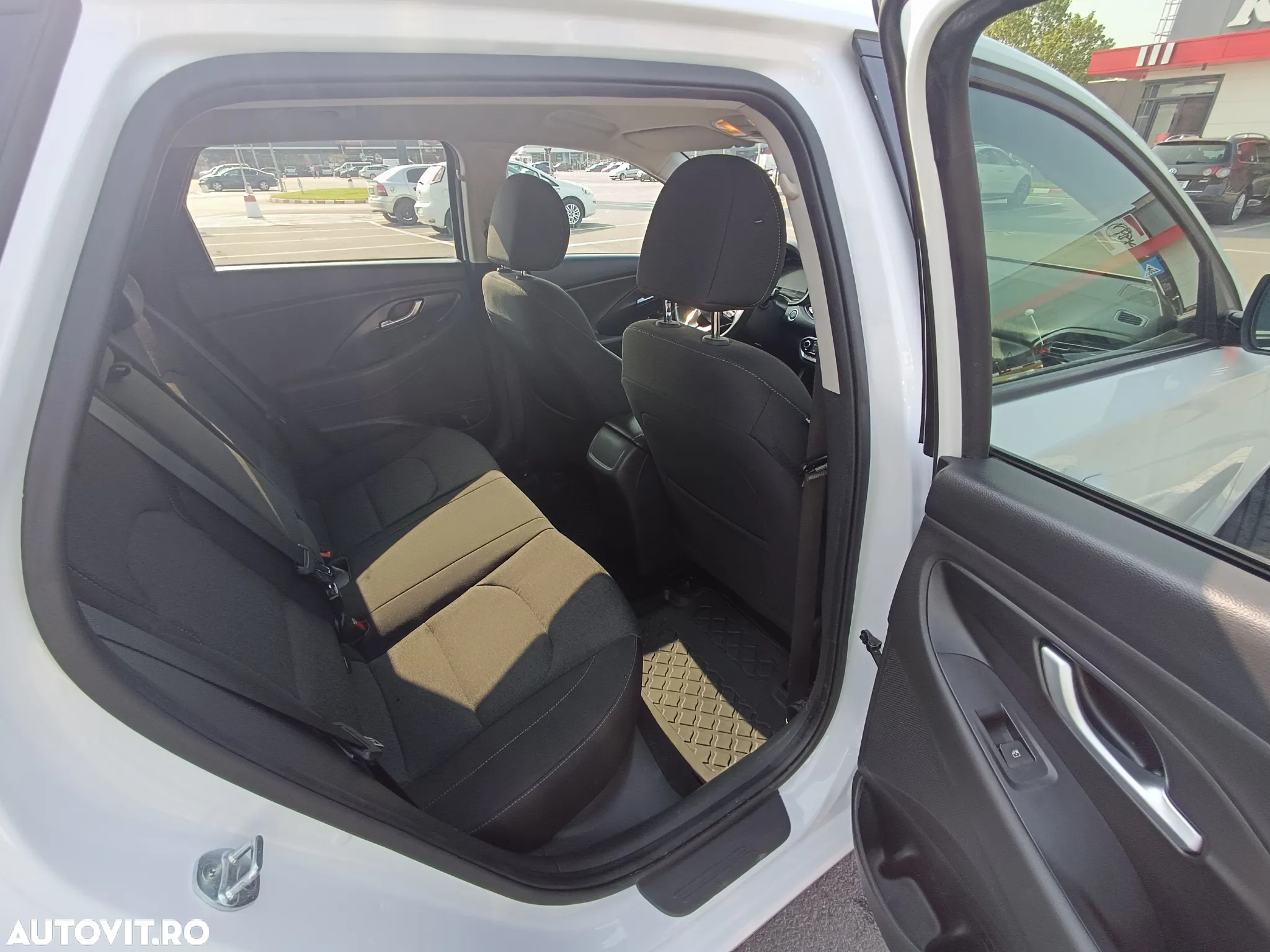 Hyundai i30 1.6 CRDI EDITION 30 - 25