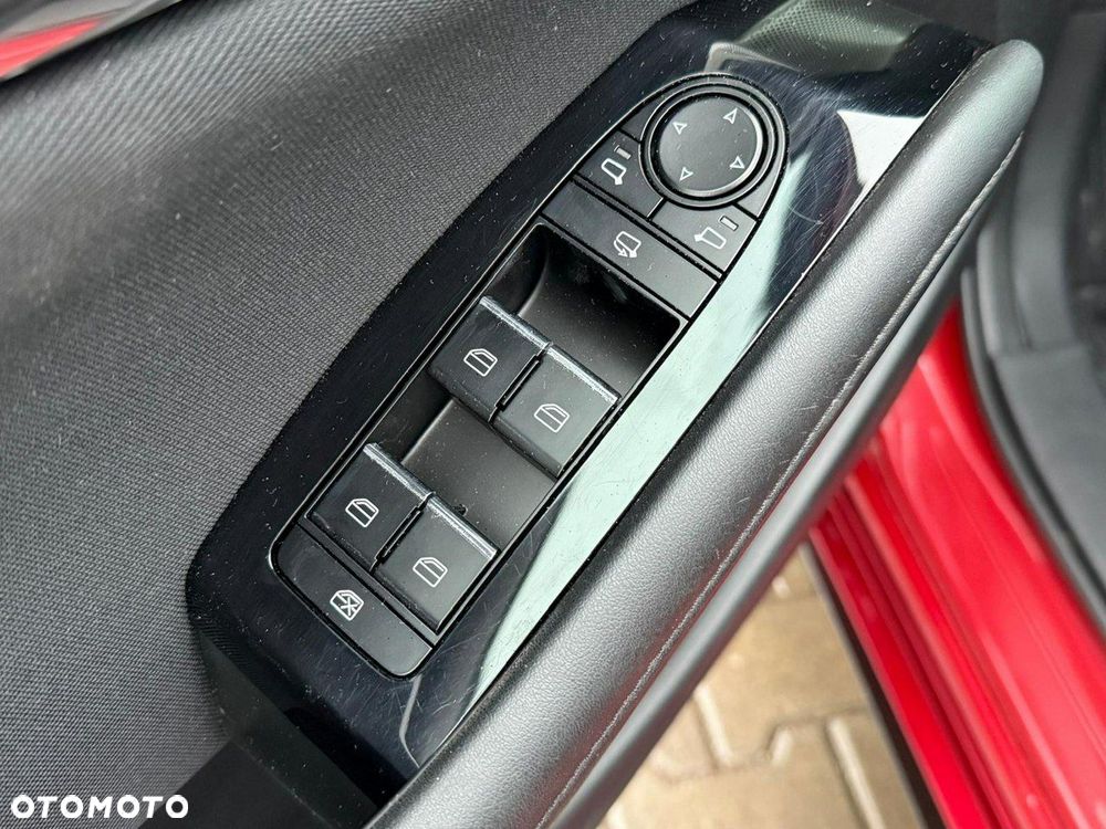 Mazda 3 e-SKYACTIV-G 122 M HYBRID DRIVE EXCLUSIVE-LINE - 10