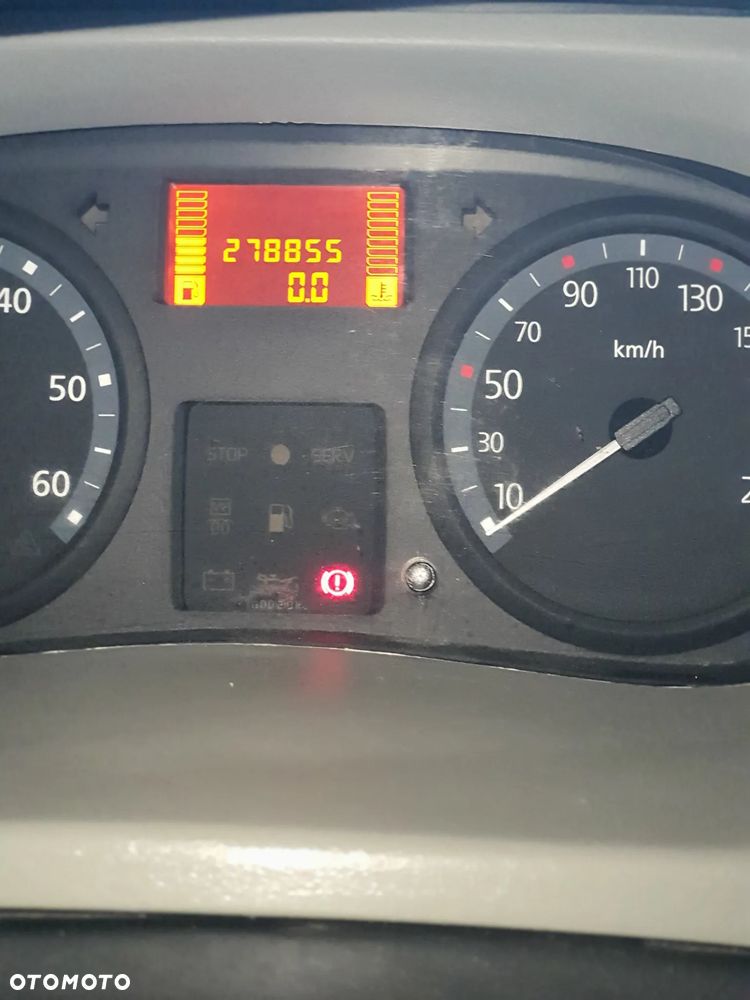 Renault Trafic - 18