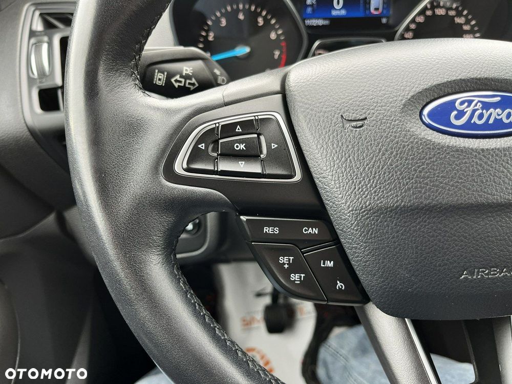 Ford Kuga 1.5 EcoBoost 2x4 Trend - 17