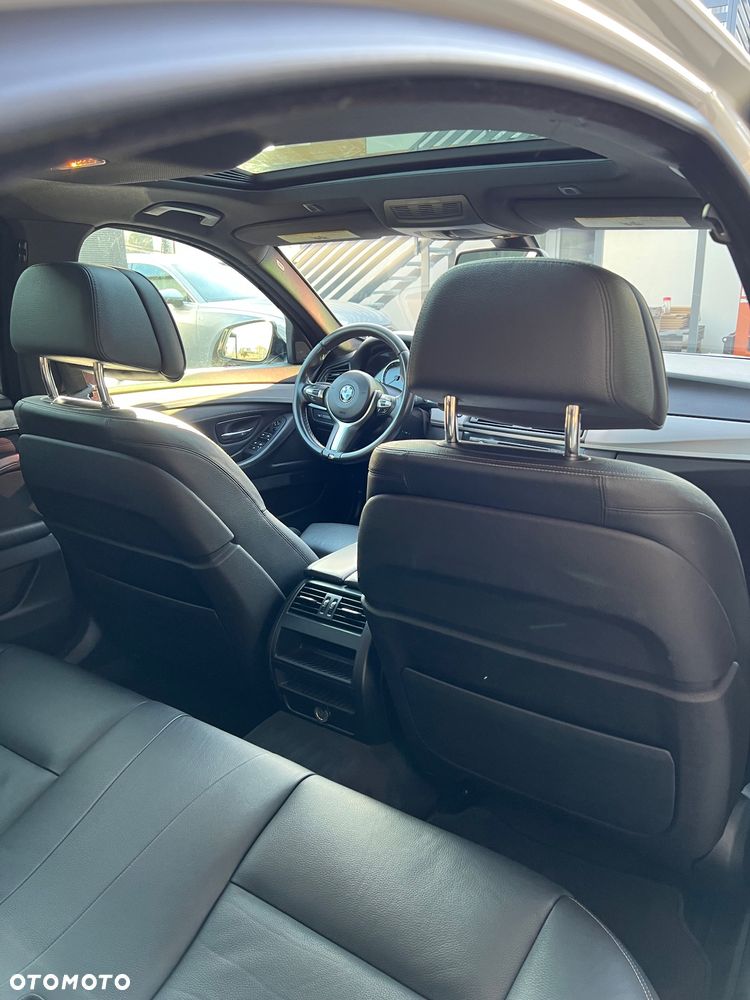 BMW Seria 5 535i - 25