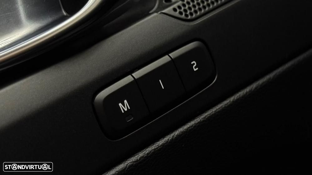 Volvo XC 40 2.0 D3 Momentum AWD Geartronic - 15