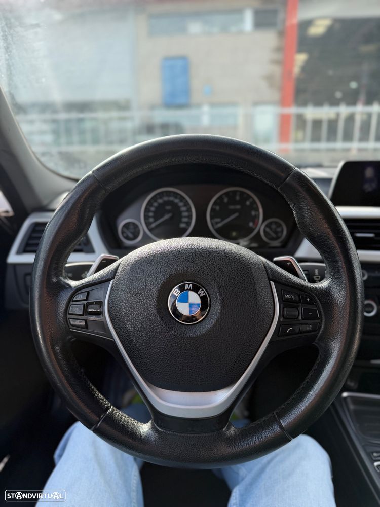 BMW 320 d Auto - 10