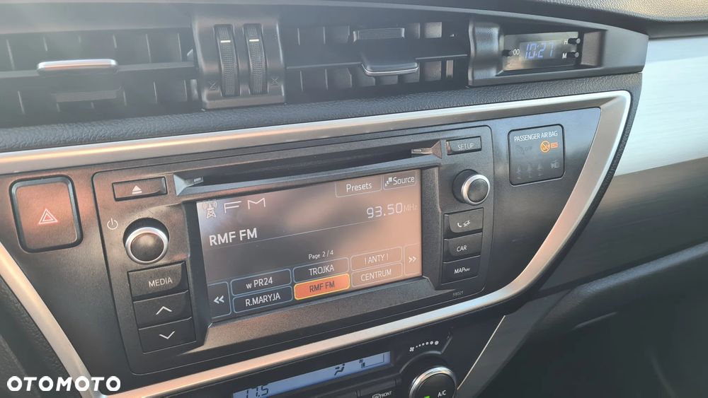 Toyota Auris 1.6 Premium Start - 19