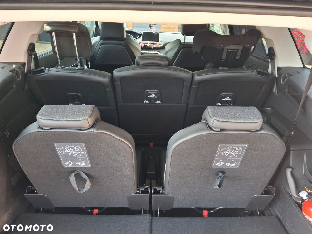 Peugeot 5008 - 6
