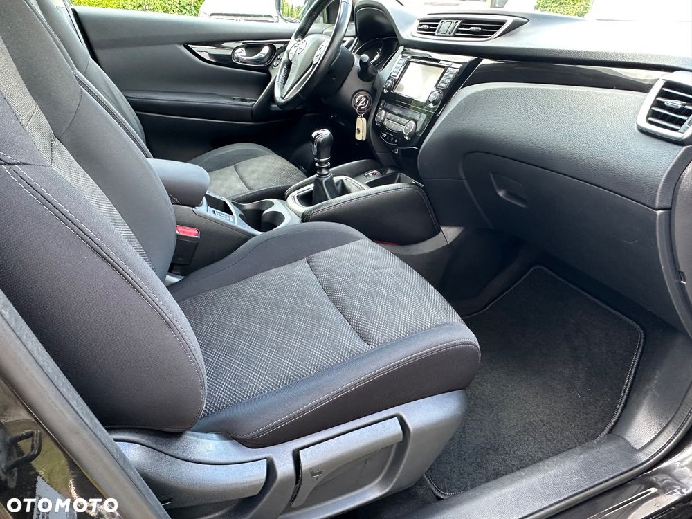 Nissan Qashqai 1.2 DIG-T N-Vision EU6 - 15
