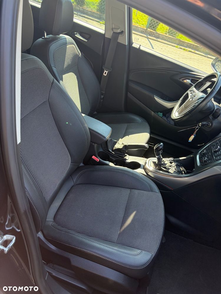 Opel Astra - 12