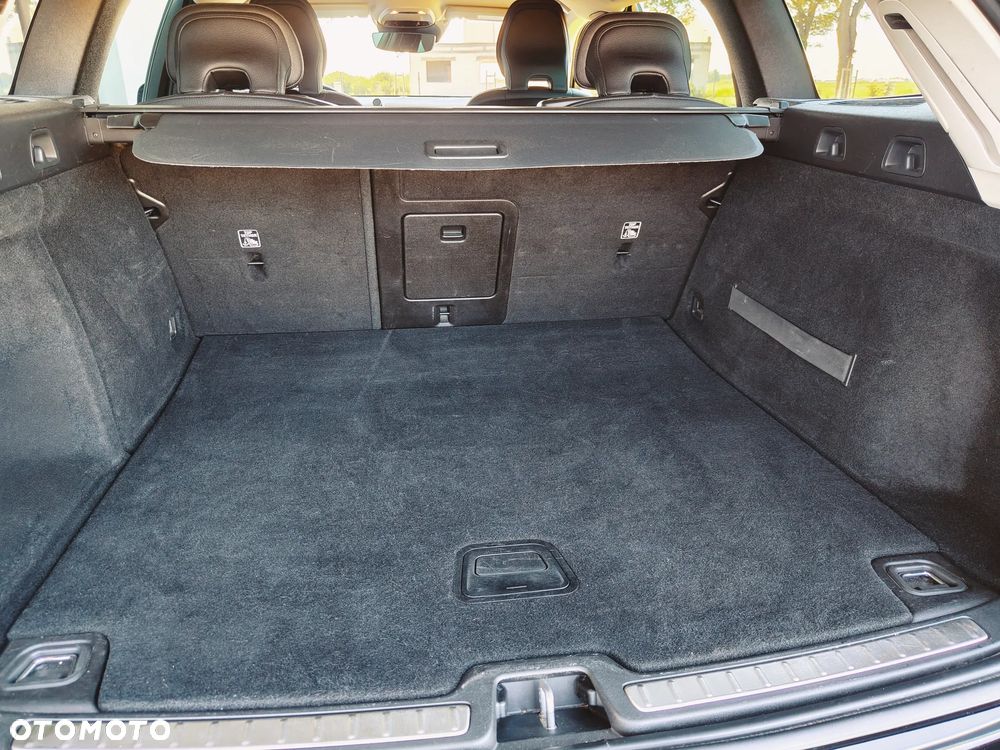 Volvo V60 D3 Momentum Pro - 21