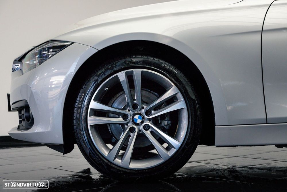 BMW 318 d Touring - 7
