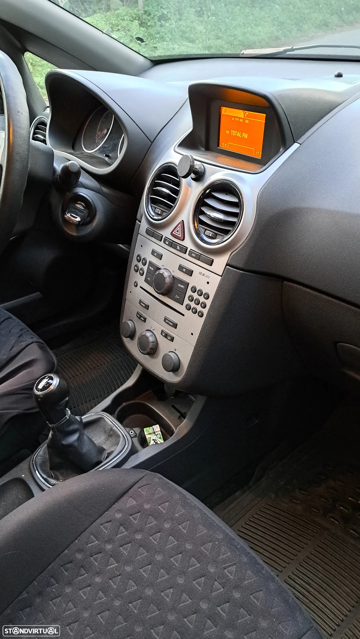 Opel Corsa 1.3 CDTi Enjoy EcoFLEX - 4