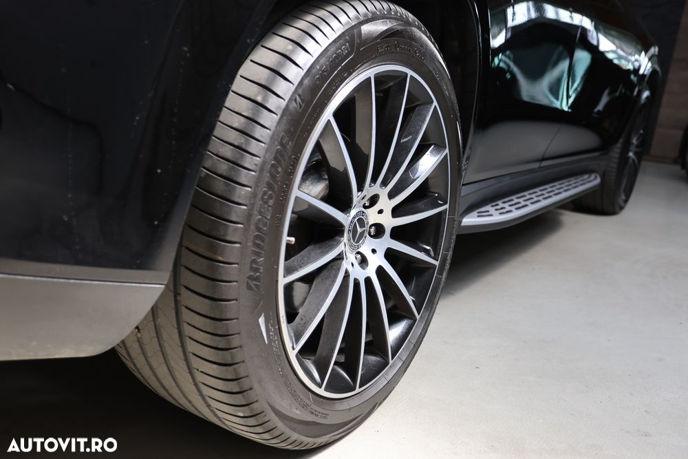 Mercedes-Benz GLE 300 d 4MATIC 9G-TRONIC AMG Line - 23