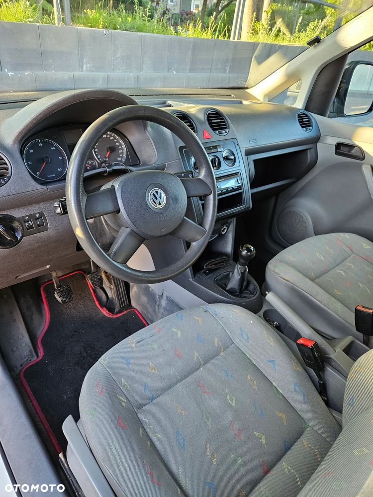 Volkswagen Caddy - 9