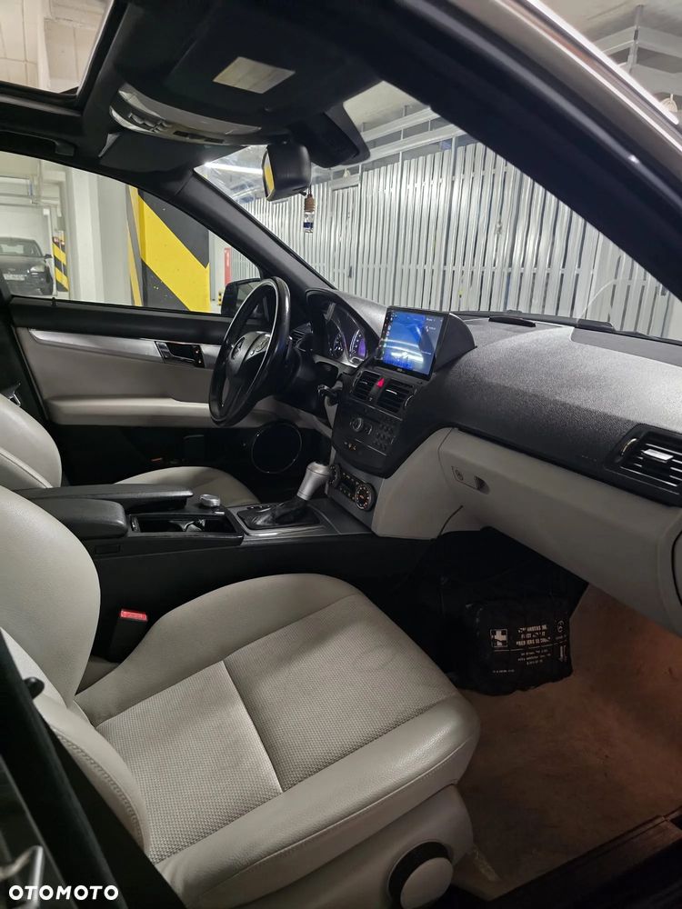 Mercedes-Benz Klasa C - 21