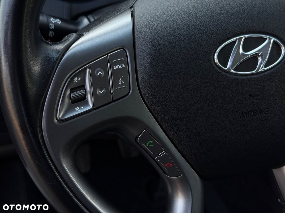 Hyundai ix35 1.6 2WD Fifa World Cup Edition - 18
