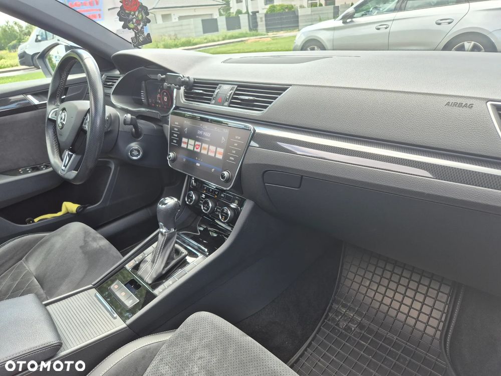 Skoda Superb 1.5 TSI Sportline DSG - 27