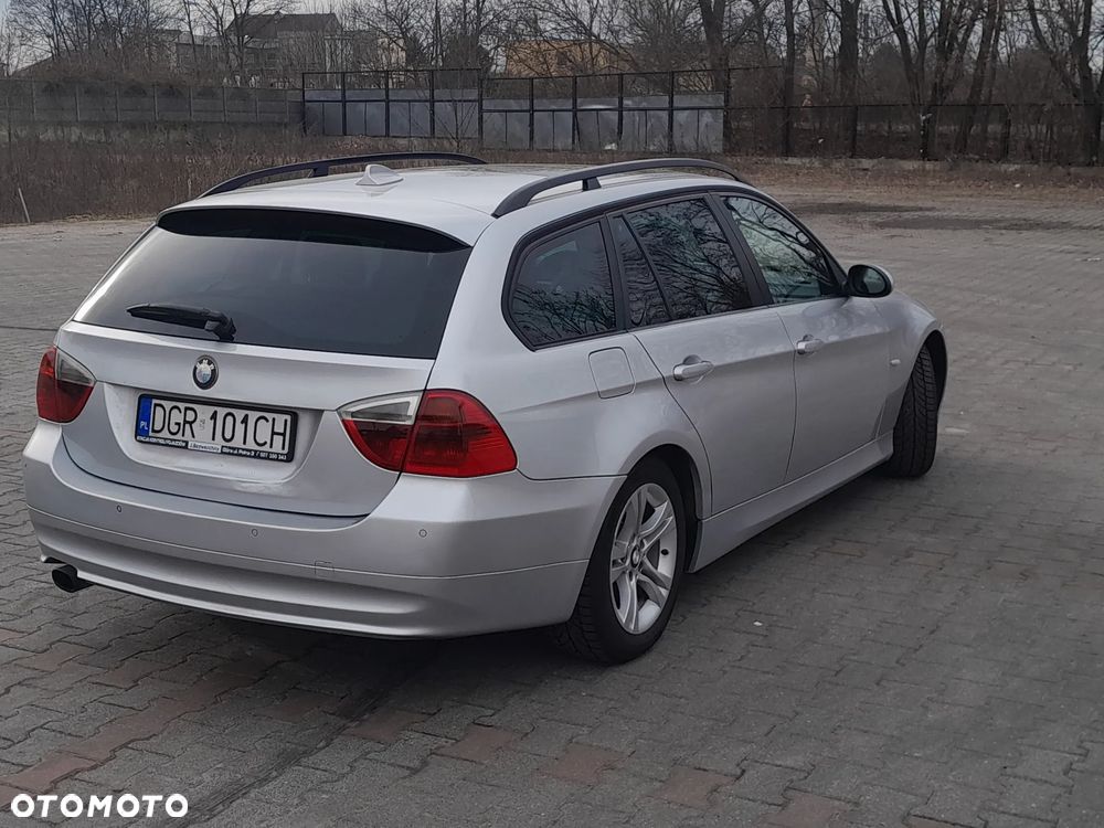 BMW Seria 3 320d DPF - 6