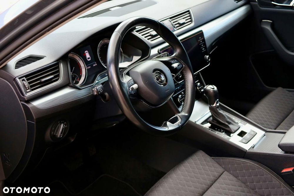 Skoda Superb 1.5 TSI Active DSG - 23