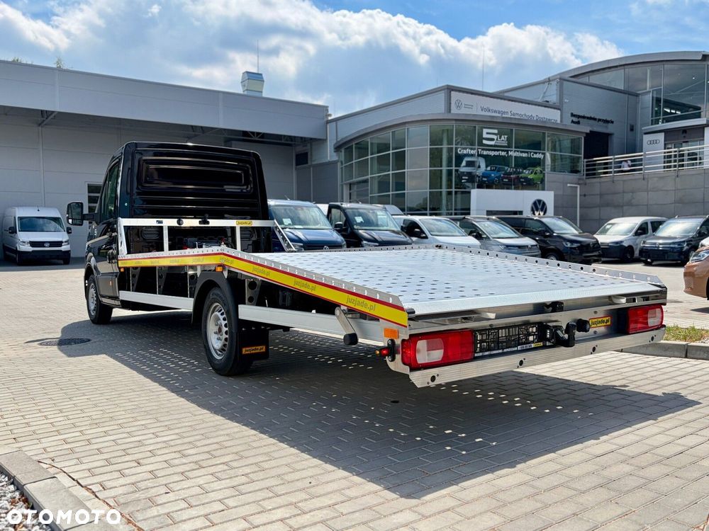 Volkswagen Crafter 35 Podwozie z pojedynczą kabiną silnik: 2,0 l EU6 SCR 177 KM / skrzynia biegów: Przedni napęd manualna 6-biegowa rozstaw osi: 4490 mm - 11
