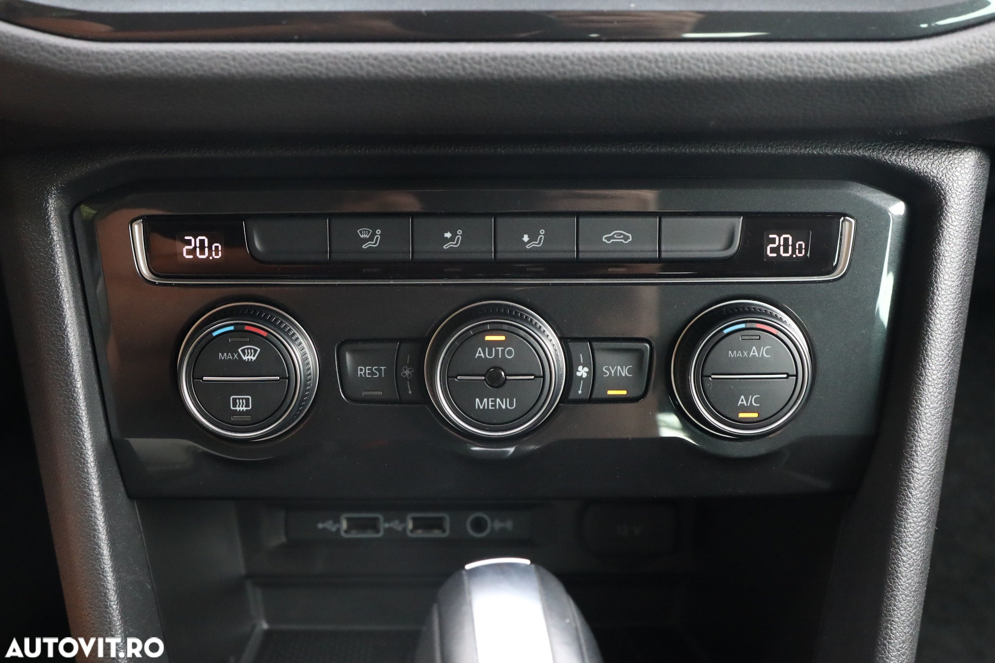 Volkswagen Tiguan 2.0 TDI DPF DSG Comfortline - 26