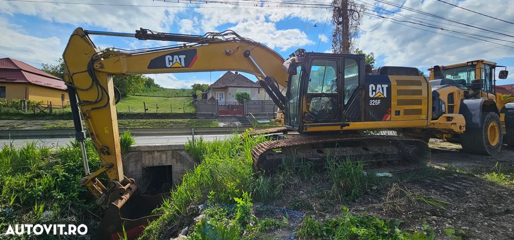 Caterpillar CAT 326F Excavator pe șenile - 8