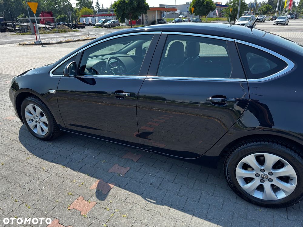 Opel Astra 1.6 EU6 - 16