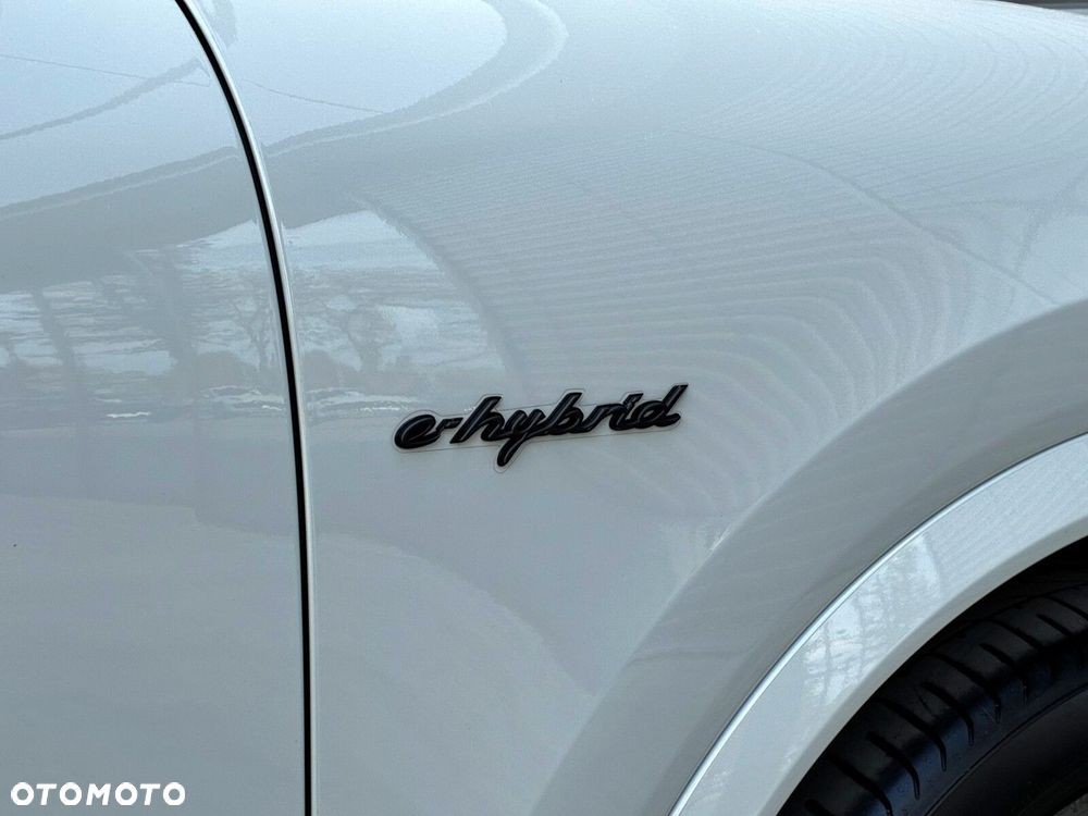 Porsche Cayenne - 31